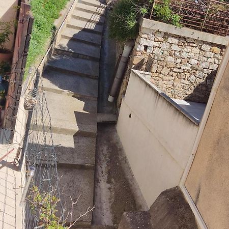 Appartamento Petite pause à Pourrières Esterno foto