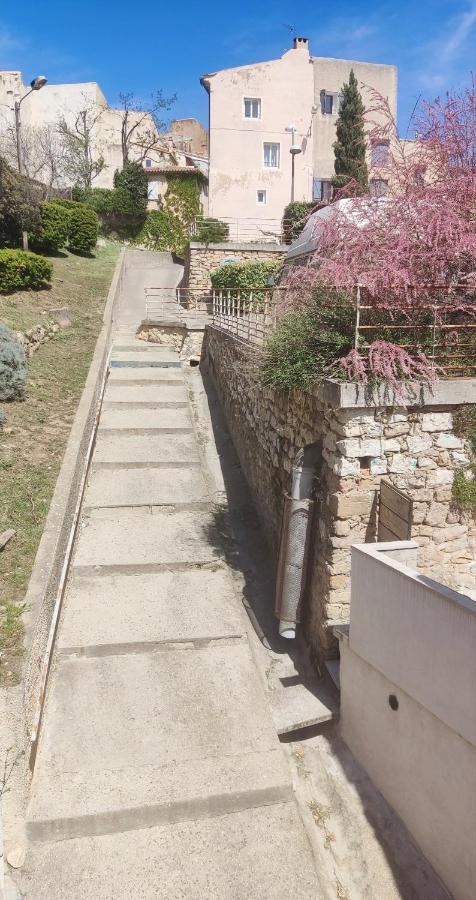 Appartamento Petite pause à Pourrières Esterno foto